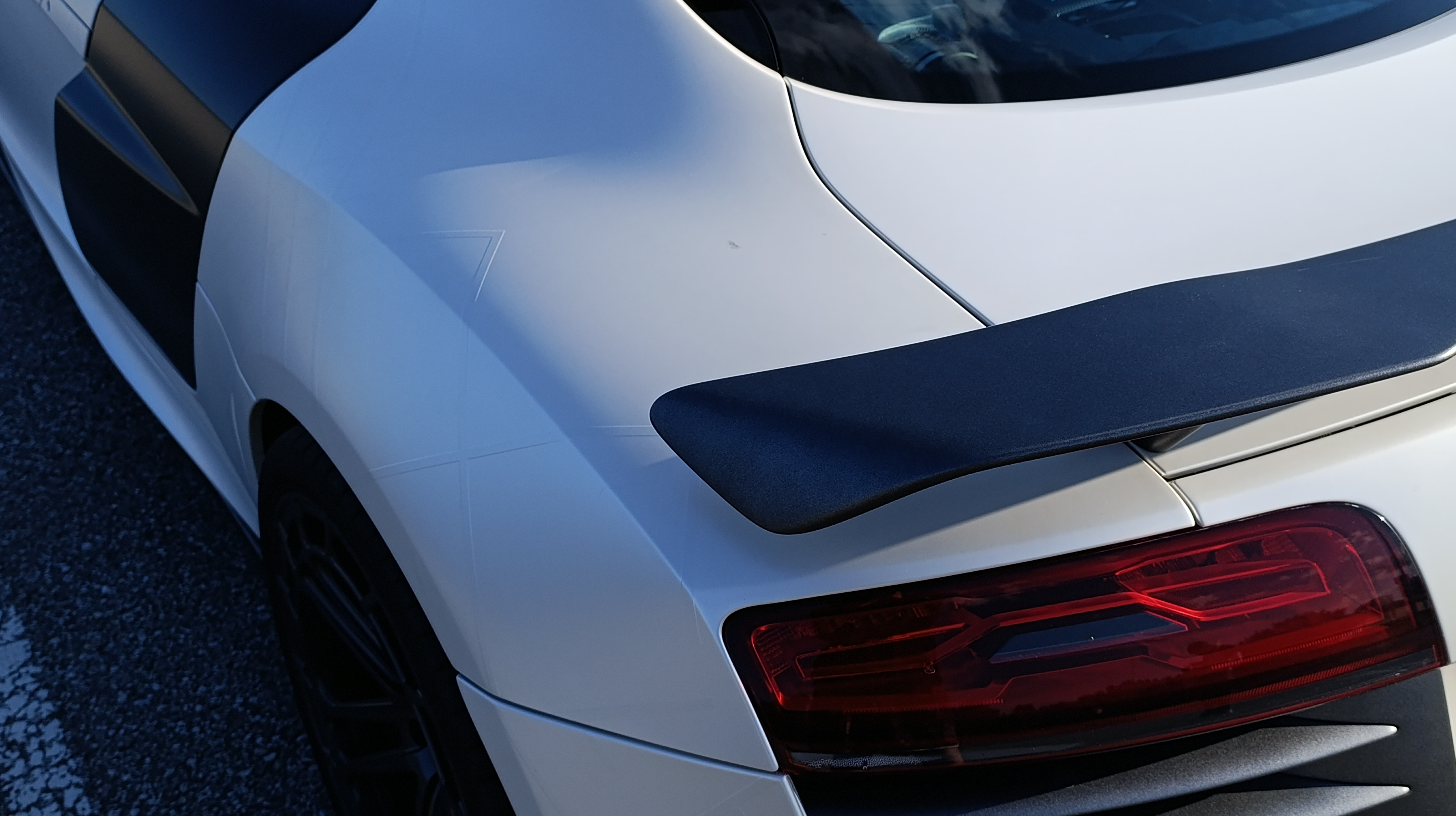 Car photo 1